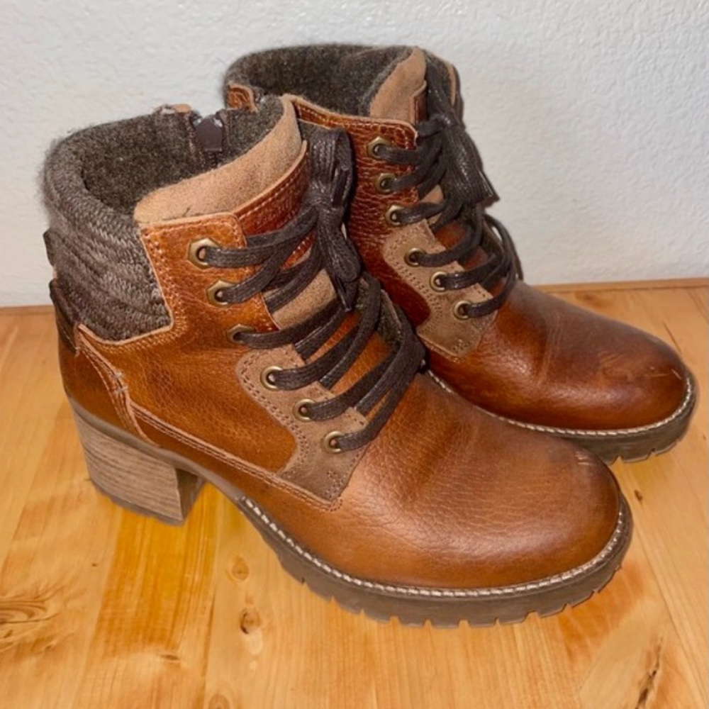 Leather boots - Picture 3 of 3